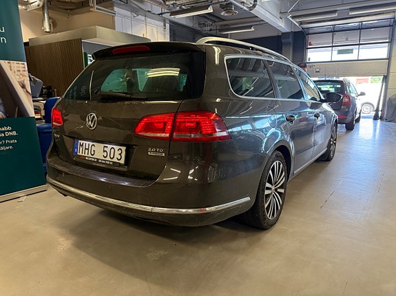 Volkswagen Passat 7 of 10