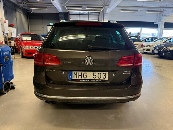 Volkswagen Passat 6 of 10