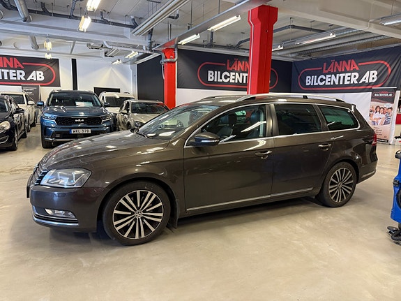 Volkswagen Passat 2 of 5