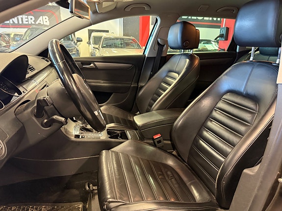 Volkswagen Passat 8 of 10