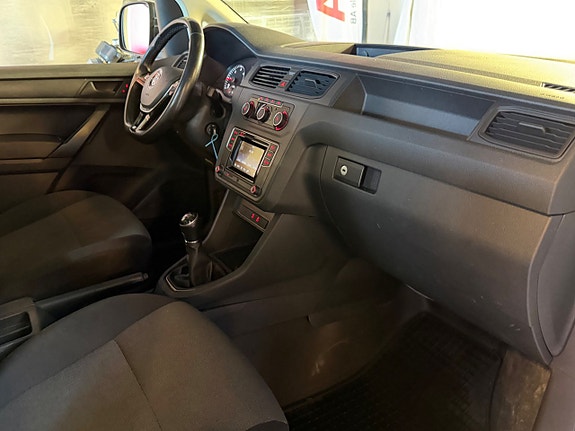Volkswagen Caddy 8 of 14