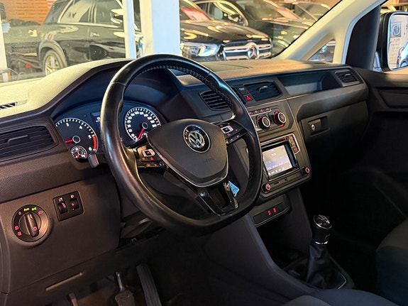 Volkswagen Caddy 9 of 14