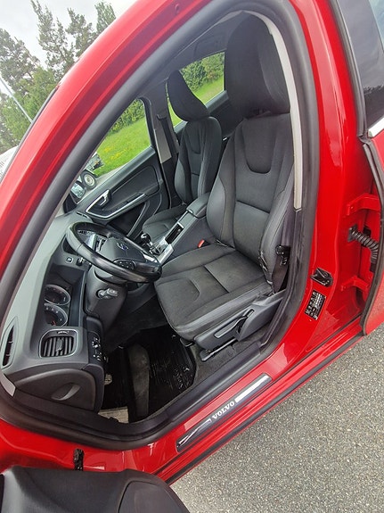 Volvo S60 9 of 9
