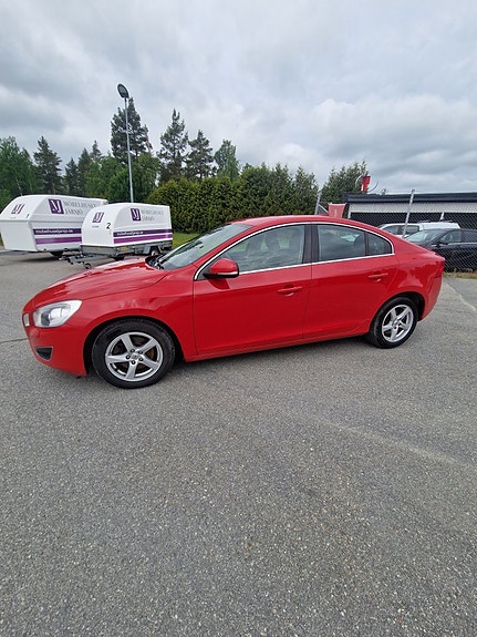 Volvo S60 6 of 9