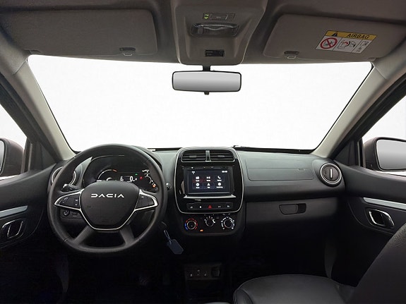 Dacia Spring 10 of 29