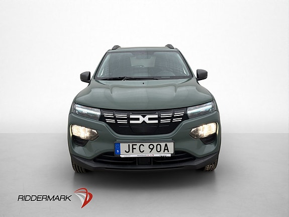 Dacia Spring 2 of 5