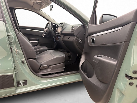 Dacia Spring 17 of 29