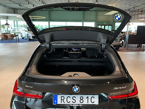 BMW 320d 18 of 19