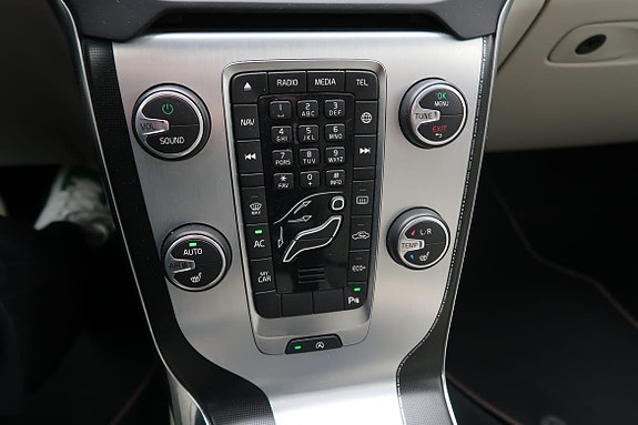 Volvo V40 10 of 11