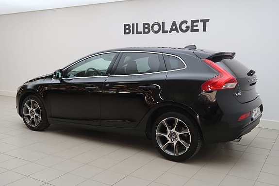 Volvo V40 3 of 11