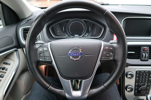 Volvo V40 7 of 11