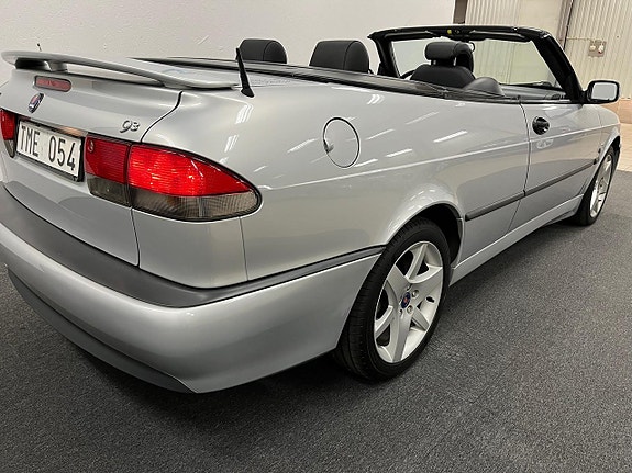 Saab 9-3 4 of 5