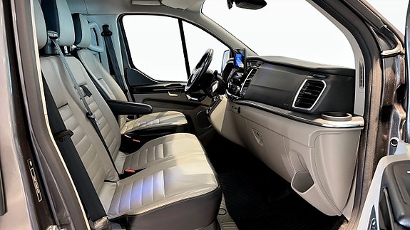 Ford Custom Tourneo 3 of 12
