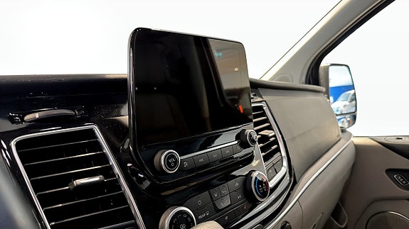Ford Custom Tourneo 12 of 12
