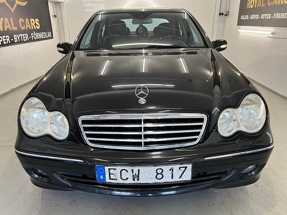 Mercedes-Benz C180 8 of 22