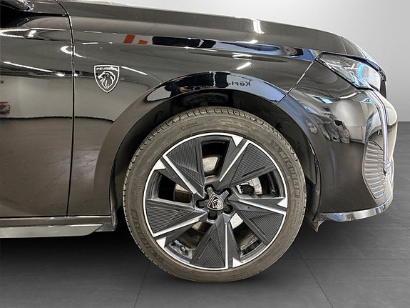 Peugeot e-308 14 of 15