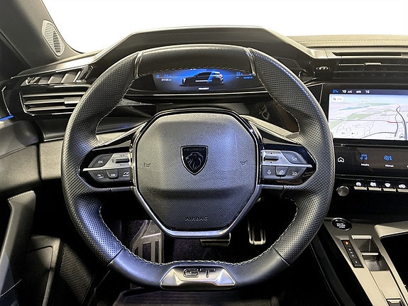 Peugeot e-308 7 of 15