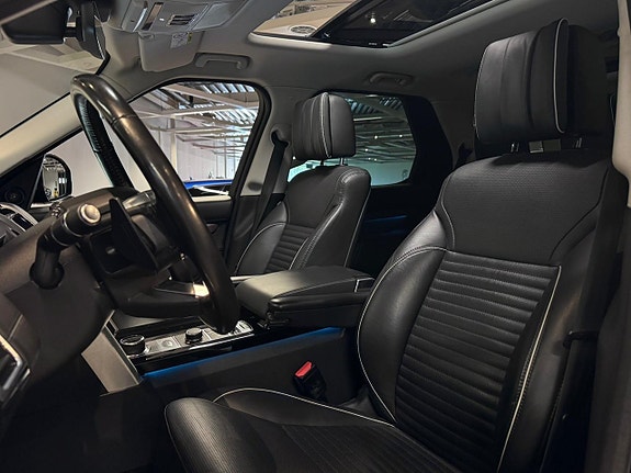 Land Rover Discovery 16 of 26