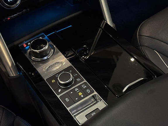 Land Rover Discovery 17 of 26