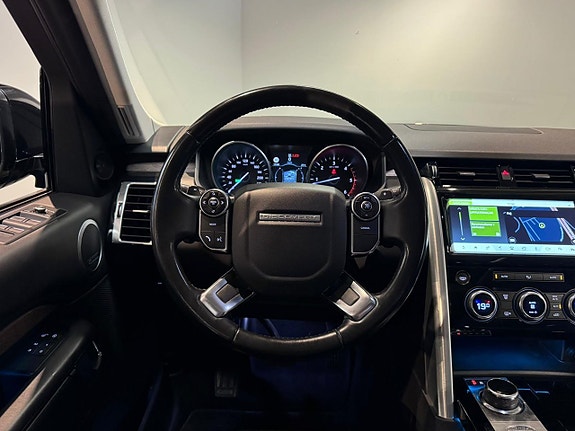 Land Rover Discovery 13 of 26