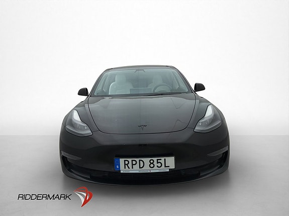 Tesla Model 3 3 of 5