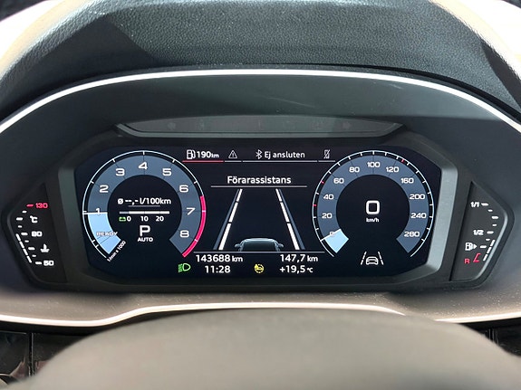Audi Q3 15 of 15