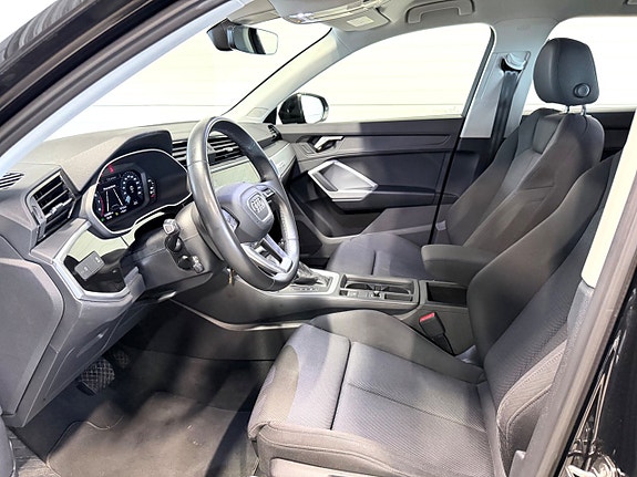 Audi Q3 10 of 15