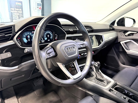 Audi Q3 9 of 15