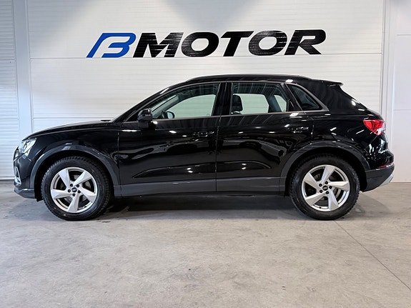 Audi Q3 4 of 5