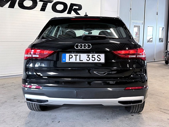 Audi Q3 8 of 15