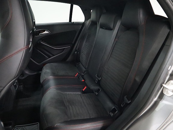 Mercedes-Benz CLA220 d 8 of 21