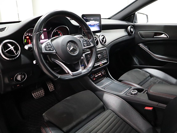 Mercedes-Benz CLA220 d 10 of 21