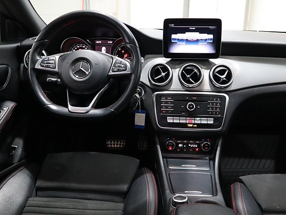 Mercedes-Benz CLA220 d 13 of 21