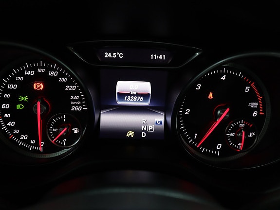 Mercedes-Benz CLA220 d 16 of 21