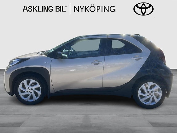 Toyota Aygo X 4 of 5