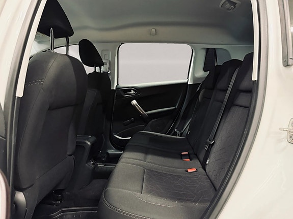 Peugeot 2008 14 of 26