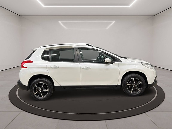 Peugeot 2008 23 of 26