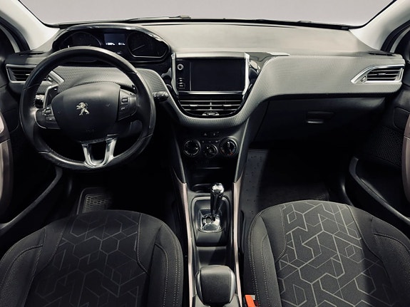 Peugeot 2008 15 of 26