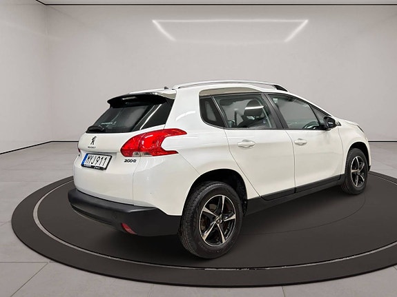 Peugeot 2008 24 of 26