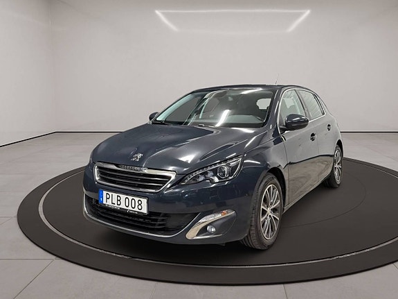 Peugeot 308 4 of 5