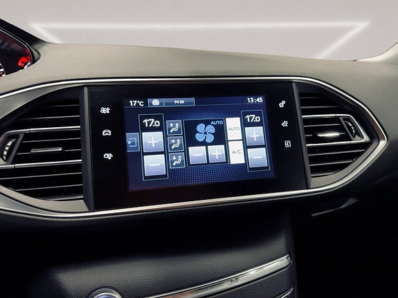 Peugeot 308 21 of 29