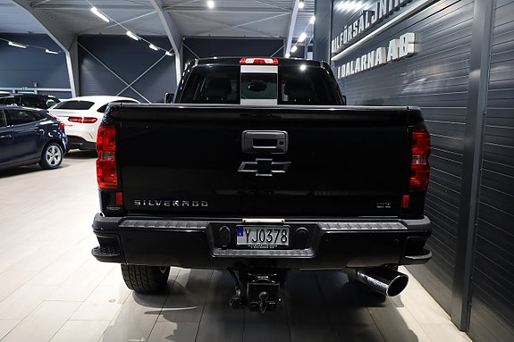 Chevrolet Silverado 2500 5 of 5
