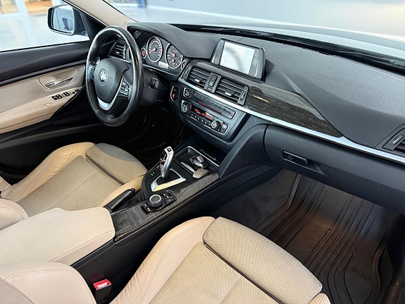 BMW 320d 10 of 26