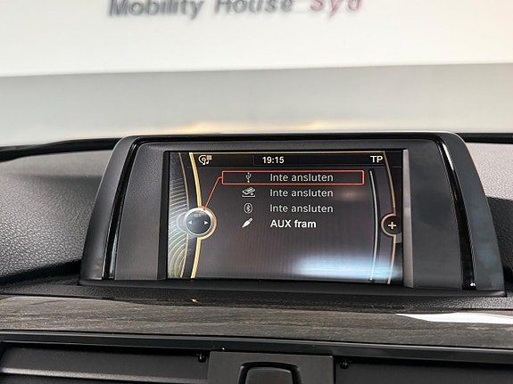 BMW 320d 18 of 26