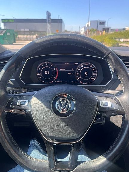 Volkswagen Tiguan 5 of 5
