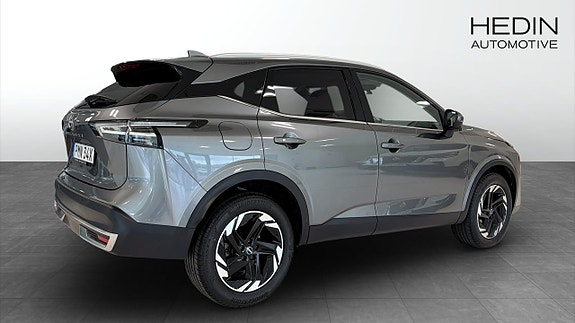 Nissan Qashqai 2 of 5