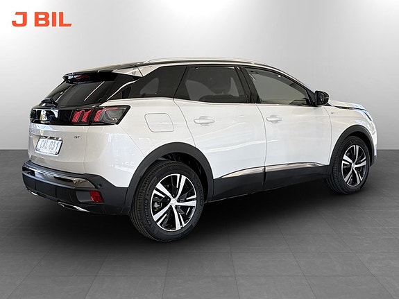 Peugeot 3008 3 of 5