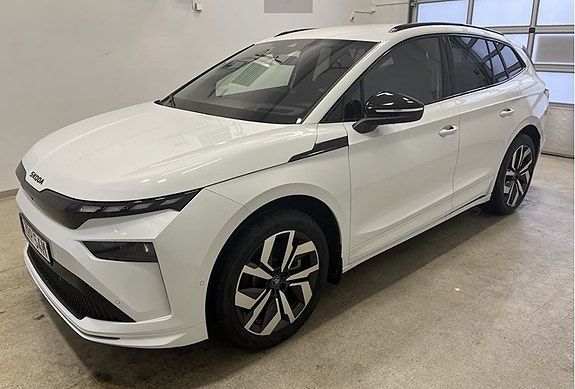 Skoda Enyaq 2 of 5