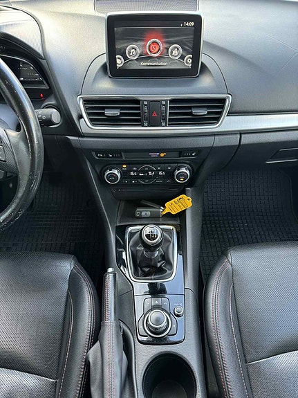 Mazda 3 14 of 25