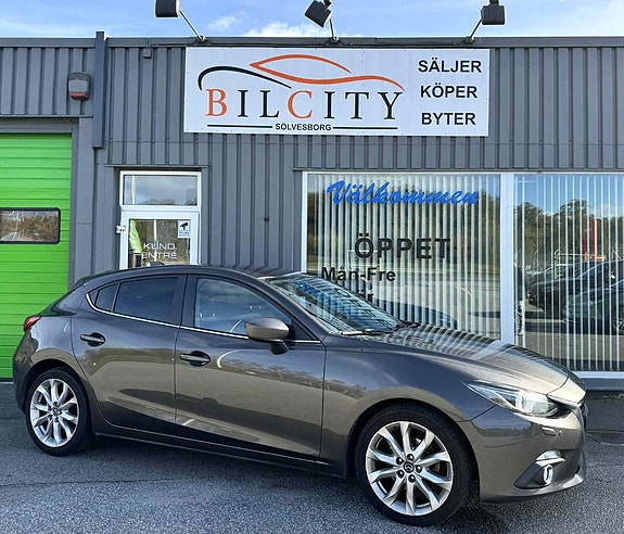 Mazda 3